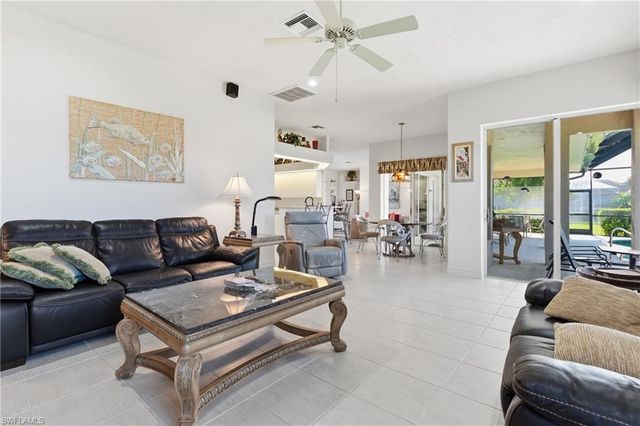 28448 Verde LN, Bonita Springs, FL 34135