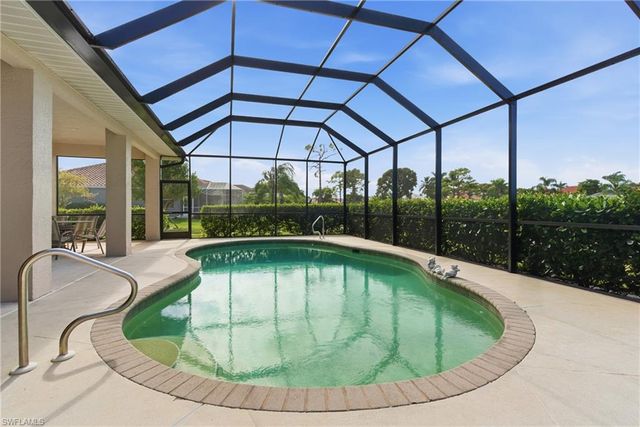 28448 Verde LN, Bonita Springs, FL 34135