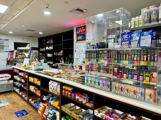 1000 West Ave 932, Miami Beach, FL 33139