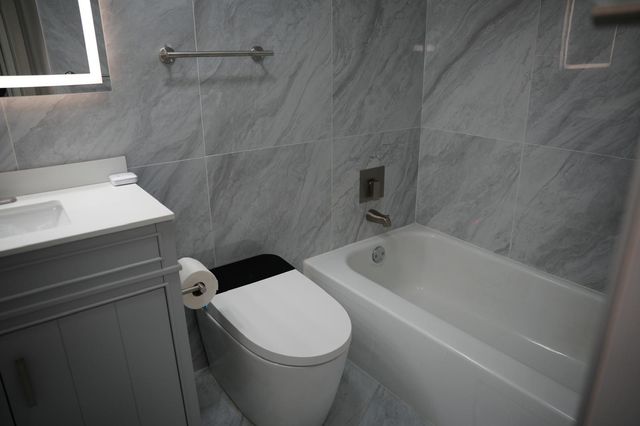7505 175th Street 132, Tinley Park, IL 60477