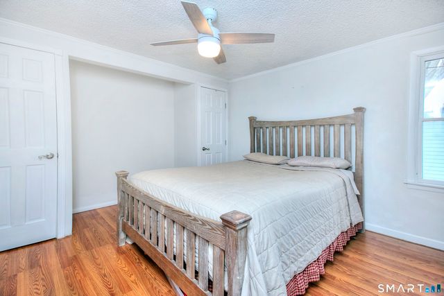 6 Vernon Court, Milford, CT 06461