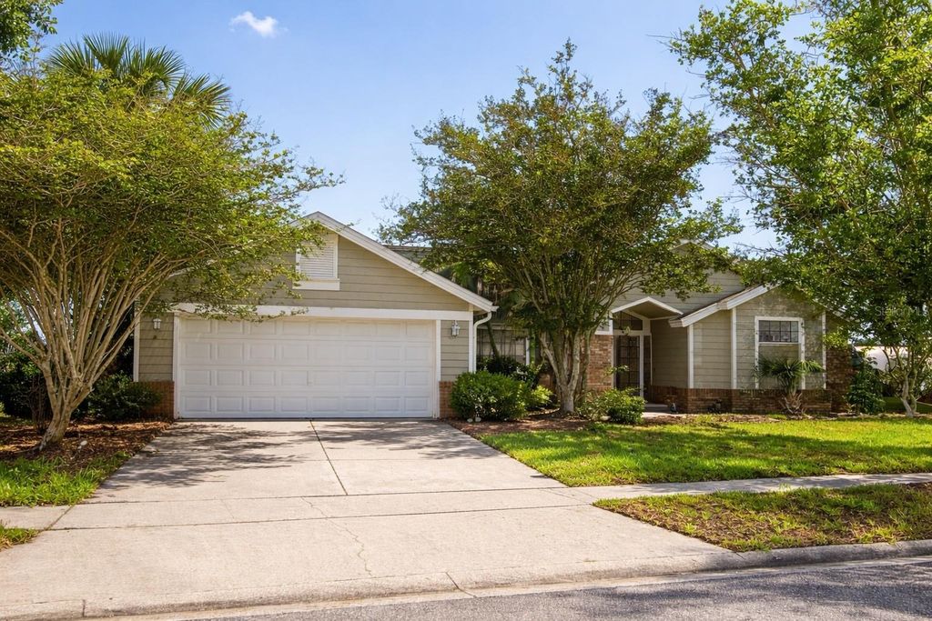 2943 EAGLE LAKE DRIVE, Orlando, FL 32837