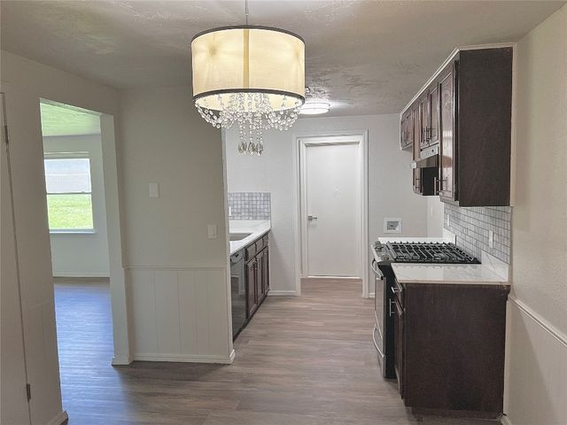 12517 SW 2nd Street, Yukon, OK 73099