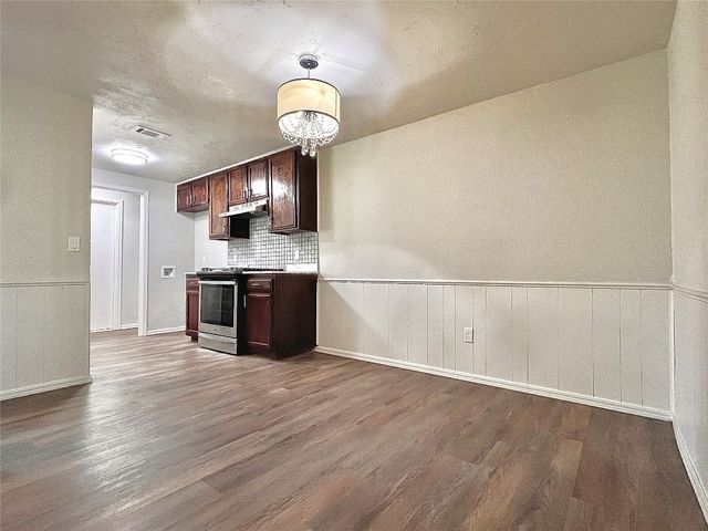 12517 SW 2nd Street, Yukon, OK 73099