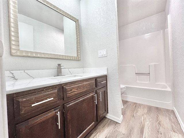 12517 SW 2nd Street, Yukon, OK 73099