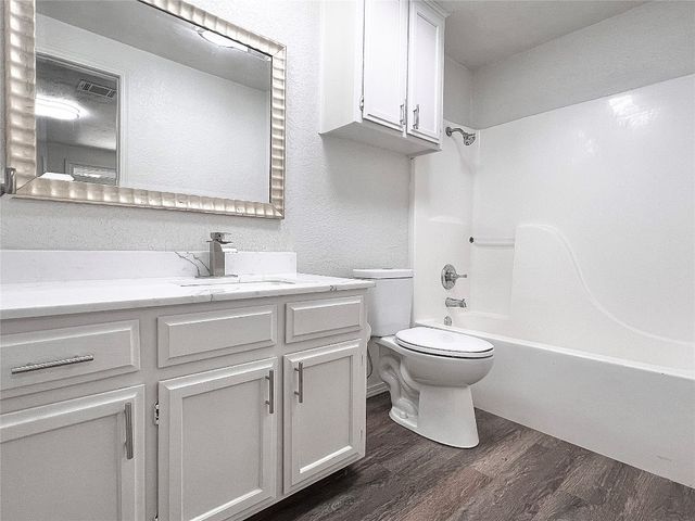 12517 SW 2nd Street, Yukon, OK 73099