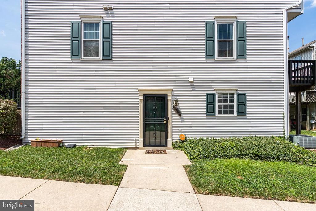 3713 WILKINSON DR #506, Suitland, MD 20746