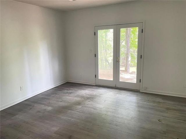 160 Boxelder Lane, Roswell, GA 30076