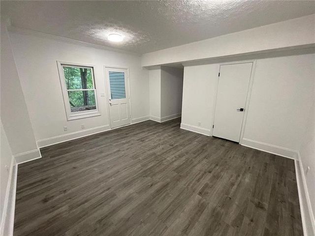 160 Boxelder Lane, Roswell, GA 30076