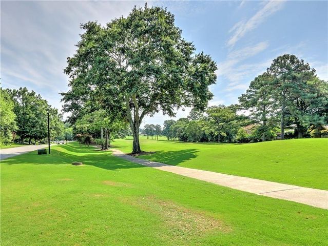 160 Boxelder Lane, Roswell, GA 30076