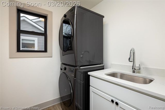 9453 Brookline Avenue, Plymouth, MI 48170