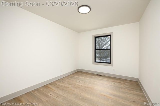 9453 Brookline Avenue, Plymouth, MI 48170