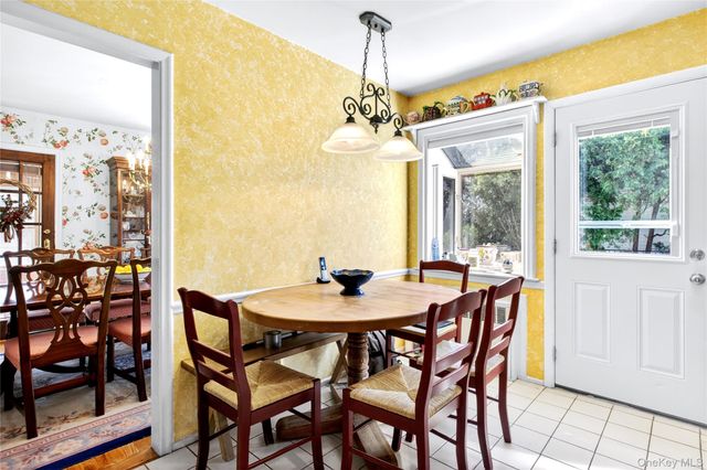 46 Mulberry Avenue, Garden City, NY 11530