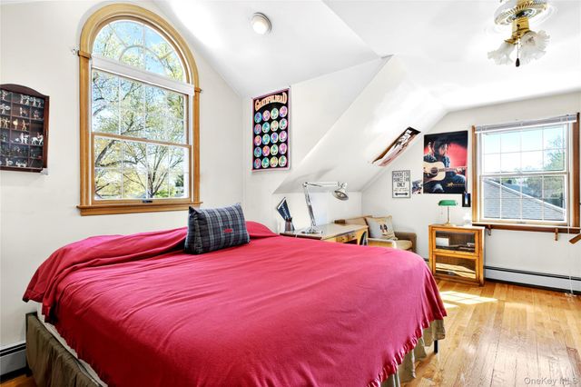 46 Mulberry Avenue, Garden City, NY 11530