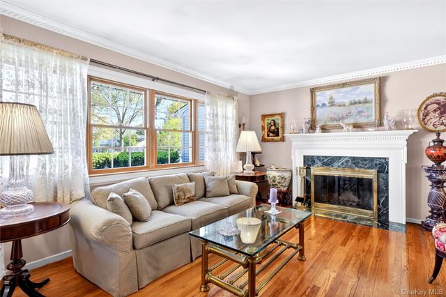 46 Mulberry Avenue, Garden City, NY 11530