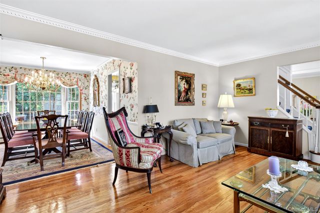 46 Mulberry Avenue, Garden City, NY 11530