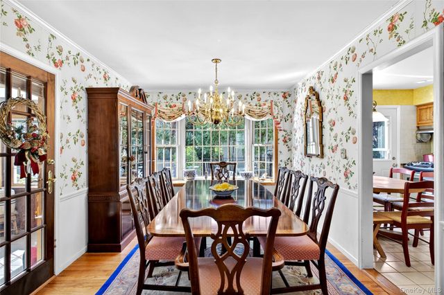 46 Mulberry Avenue, Garden City, NY 11530