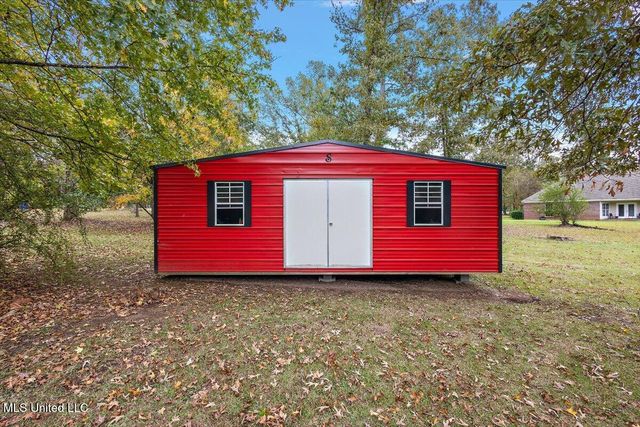 724 Forest Woods Drive, Byram, MS 39272