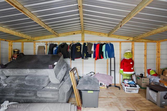 724 Forest Woods Drive, Byram, MS 39272