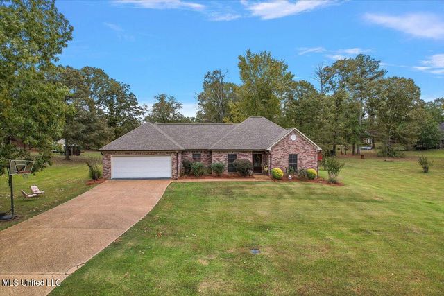 724 Forest Woods Drive, Byram, MS 39272