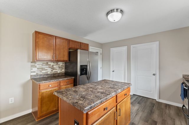 5012 NE Innsbruck Drive, Ankeny, IA 50021