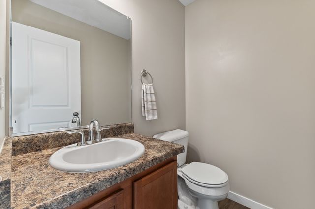 5012 NE Innsbruck Drive, Ankeny, IA 50021