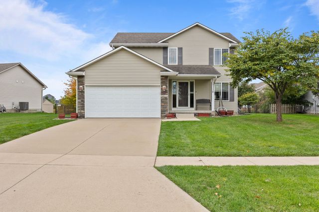 5012 NE Innsbruck Drive, Ankeny, IA 50021