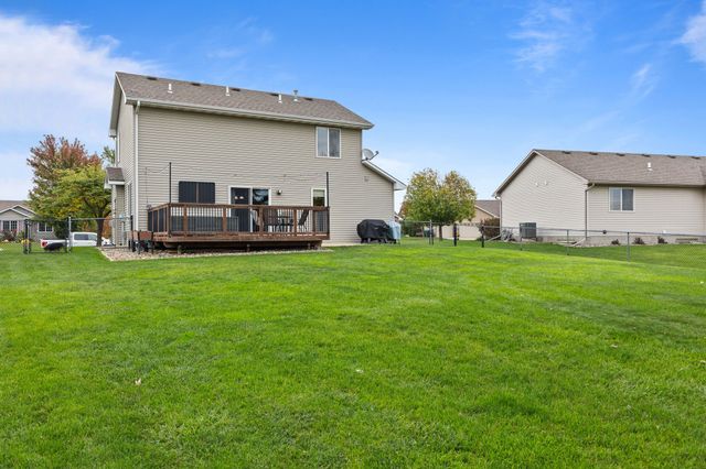 5012 NE Innsbruck Drive, Ankeny, IA 50021