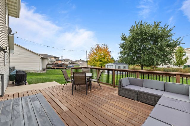 5012 NE Innsbruck Drive, Ankeny, IA 50021