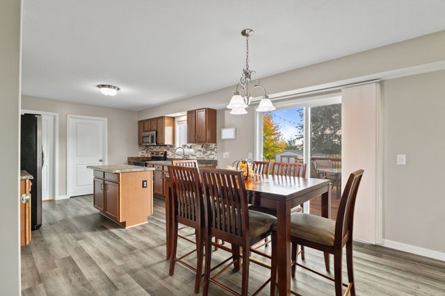 5012 NE Innsbruck Drive, Ankeny, IA 50021