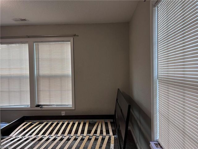 1315 27th ST W, Norfolk, VA 23508