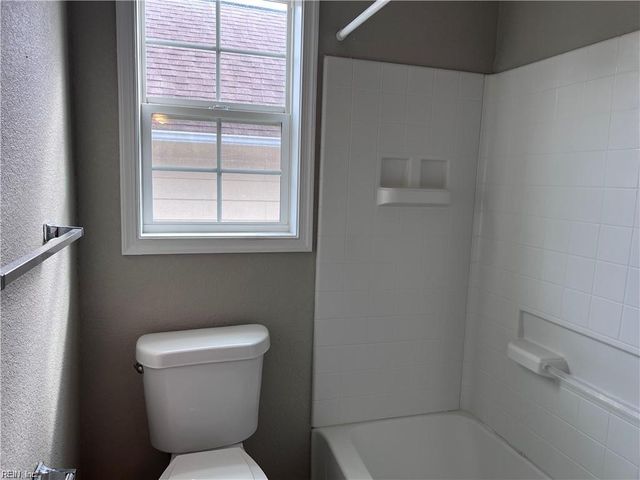 1315 27th ST W, Norfolk, VA 23508