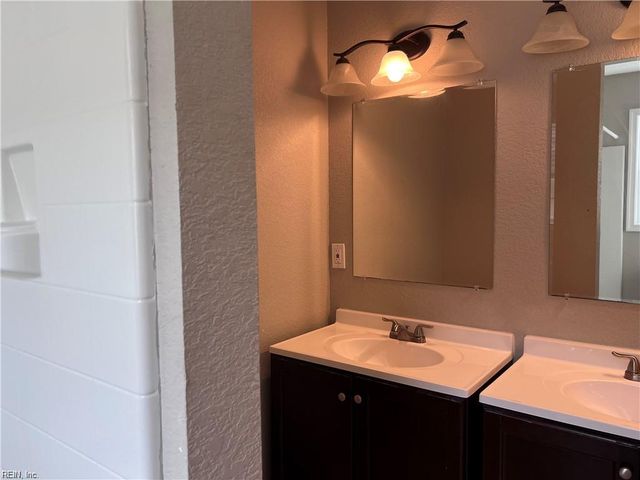 1315 27th ST W, Norfolk, VA 23508