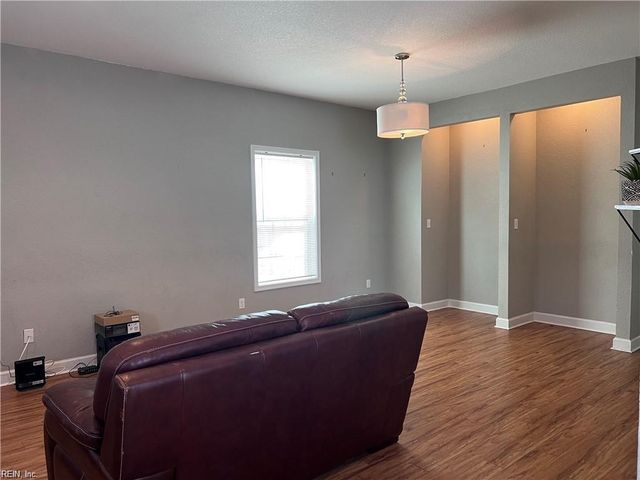 1315 27th ST W, Norfolk, VA 23508