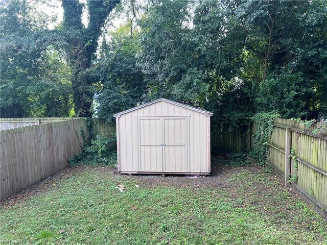 1315 27th ST W, Norfolk, VA 23508