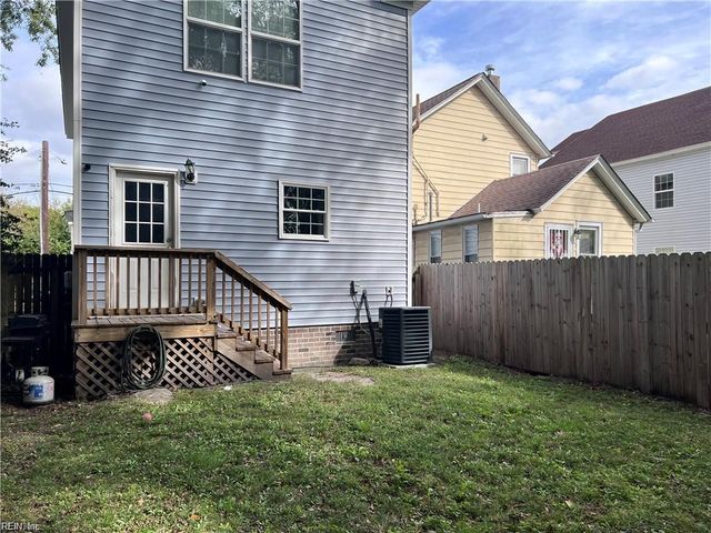 1315 27th ST W, Norfolk, VA 23508