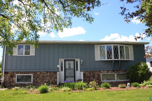 2909 Hammond Ave, Superior, WI 54880