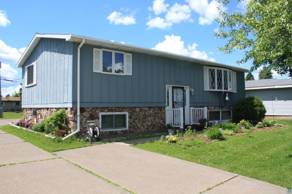 2909 Hammond Ave, Superior, WI 54880