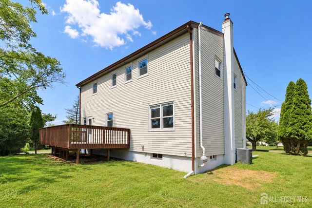 25 Lincoln Avenue, Piscataway, NJ 08854