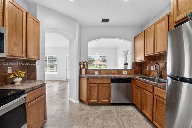 4406 Windmill Palm Way, Greenacres, FL 33463