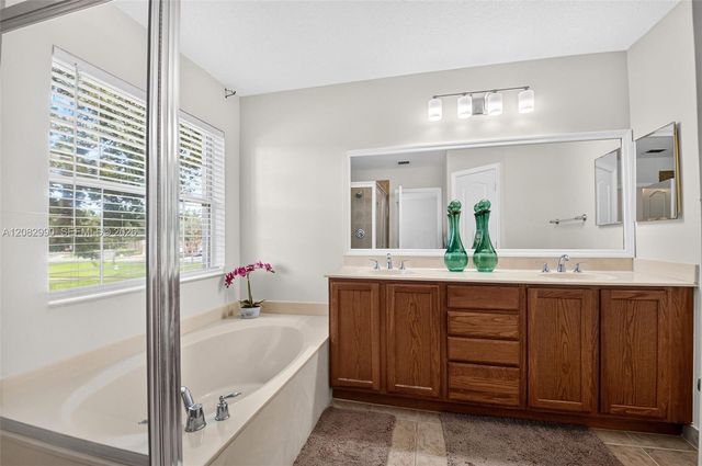 4406 Windmill Palm Way, Greenacres, FL 33463