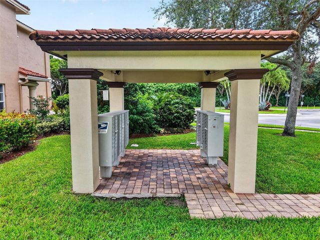 4406 Windmill Palm Way, Greenacres, FL 33463