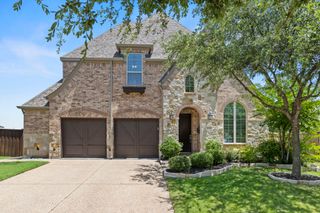 121 Warwick Boulevard, Lewisville, TX 75056