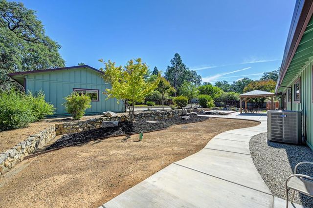6633 Lindberg Ave, Placerville, CA 95667