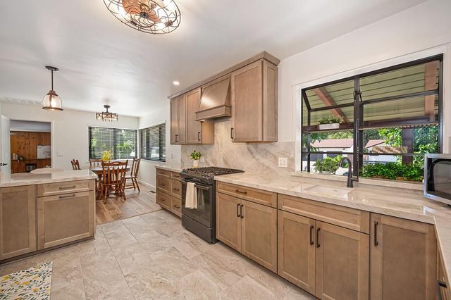 6633 Lindberg Ave, Placerville, CA 95667