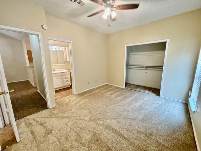 2915 Roxboro Road, Euless, TX 76039