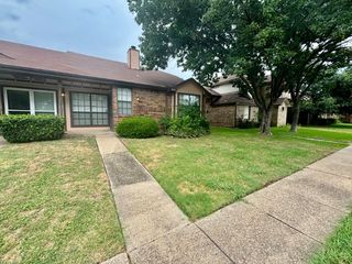 2915 Roxboro Road, Euless, TX 76039