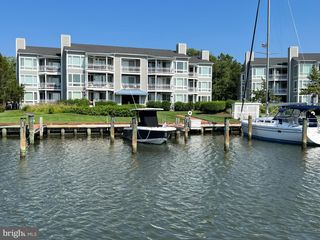 110 OYSTER COVE DR #110, Grasonville, MD 21638