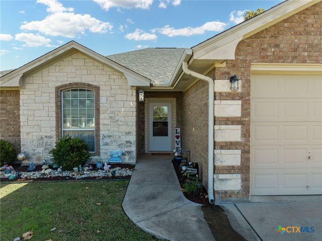 210 Lakewood Drive, Gatesville, TX 76528