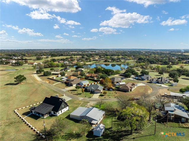 210 Lakewood Drive, Gatesville, TX 76528